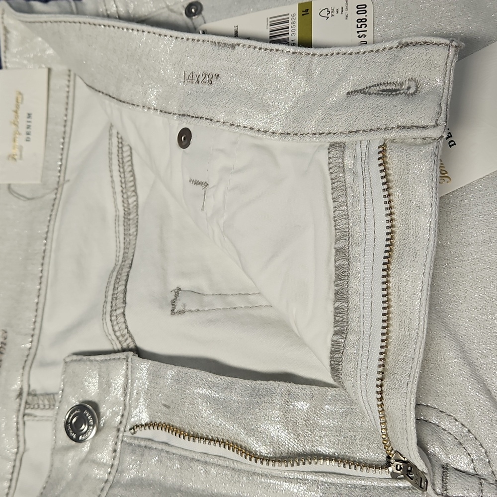 Tommy Bahama Metallic High Rise Ankle Denim: Metallic White/Silver: Size- 14 - Picture 5 of 15